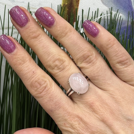 Серебряное кольцо «Леденцы» с розовым кварцем
