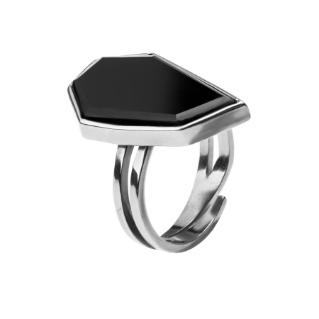 Кольцо из серебра с ониксом