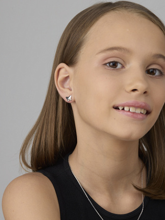 Детские серьги-гвоздики из серебра с бриллиантами «Бабочка»