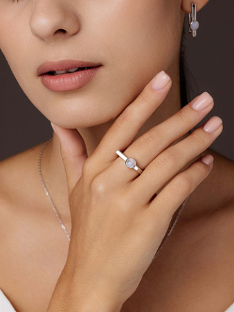 Серебряное кольцо с агатом