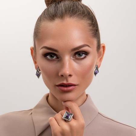 Cеребряное кольцо с чароитом