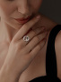 Серебряное кольцо с бриллиантом