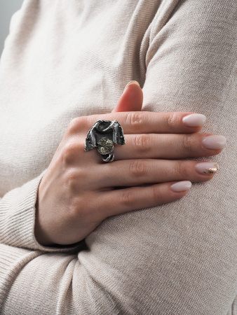 Серебряное кольцо с пиритом
