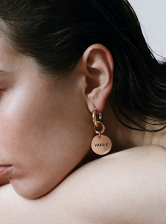Моносерьга RUSHEV VAHUE с позолотой