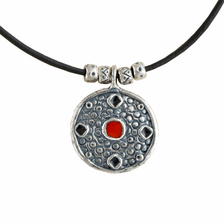 Серебряная подвеска с эмалью «Бенефис»