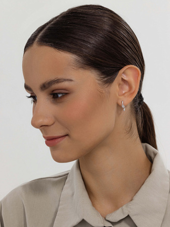 Серьги из серебра с бриллиантом