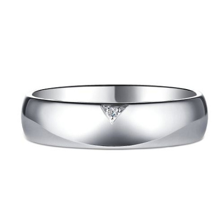 Кольцо из серебра с бриллиантом