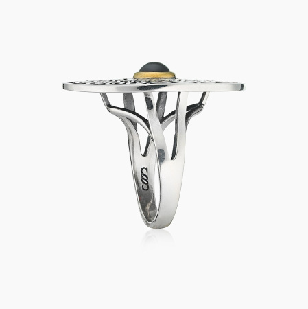 Кольцо из серебра с камнем гранат