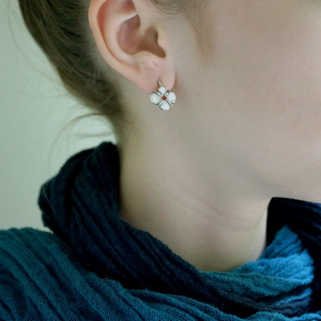 Серебряные серьги с эмалью «Жёлтые цветы»