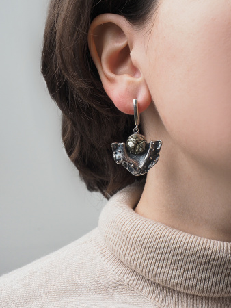 Серебряные серьги с пиритом