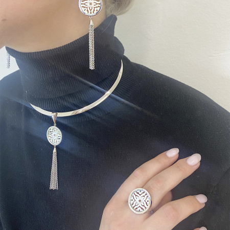 Кольцо с резным перламутром «Восточный экспресс»