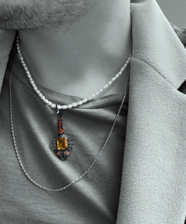 Серебряная брошь-подвеска «Скорпион»