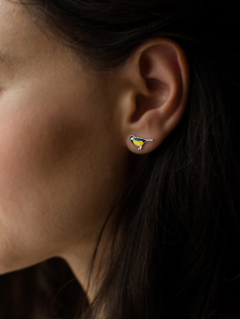 Серебряные серьги-пусеты с эмалью «Синички»