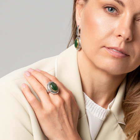 Серебряные серьги с нефритом «Княжество»