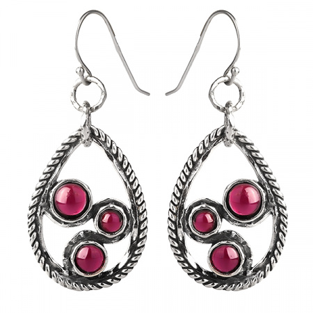 Серебряные серьги с гранатами
