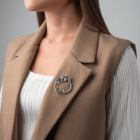 Брошь из серебра «Чертополох» с матированием