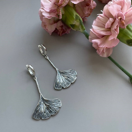 Серебряные серьги «Гингко»