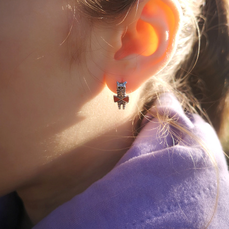 Серьги из серебра с красной эмалью «Котики»