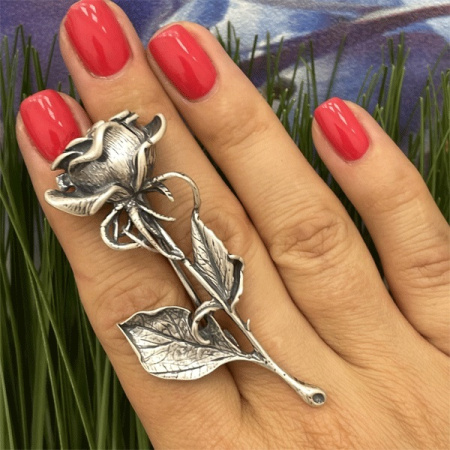 Брошь из серебра «Роза»