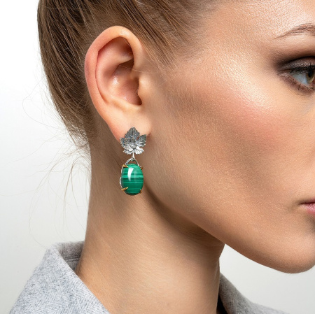 Серьги с малахитом из серебра