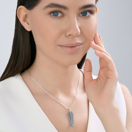 Серебряное колье «Перо»