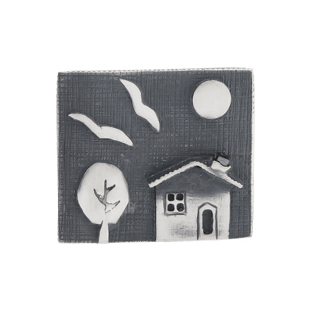 Брошь из серебра с гематитом «Дом»