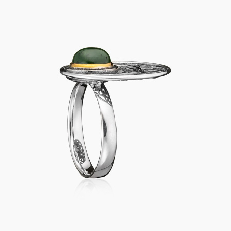 Серебряное кольцо с камнем нефрит