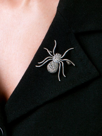 Серебряная брошь «Паучок» с марказитами Swarovski