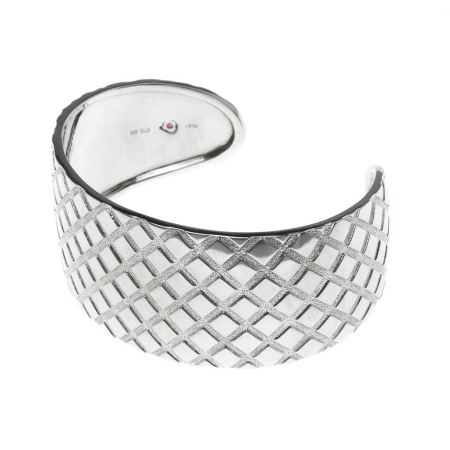 Жесткий серебряный браслет