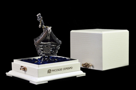 Серебряная солонка «Избушка на курьих ножках» с лопаткой