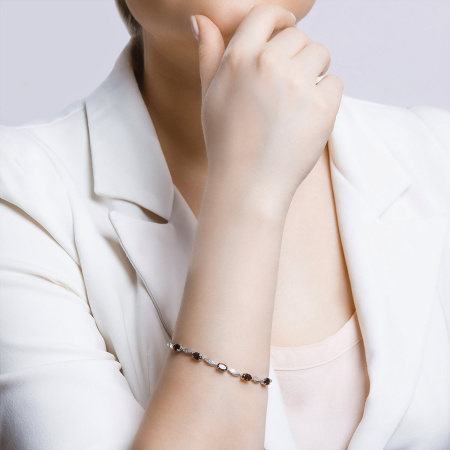 Серебряный браслет с гранатом и фианитами