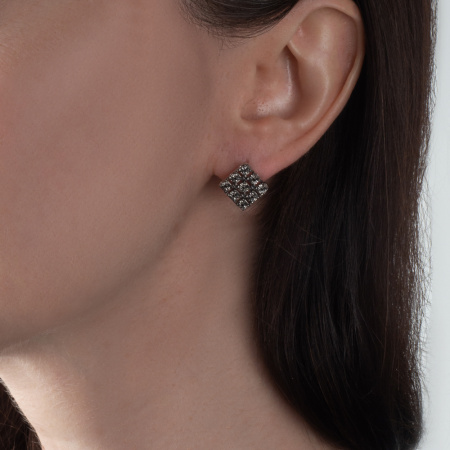 Серьги из серебра с бриллиантом