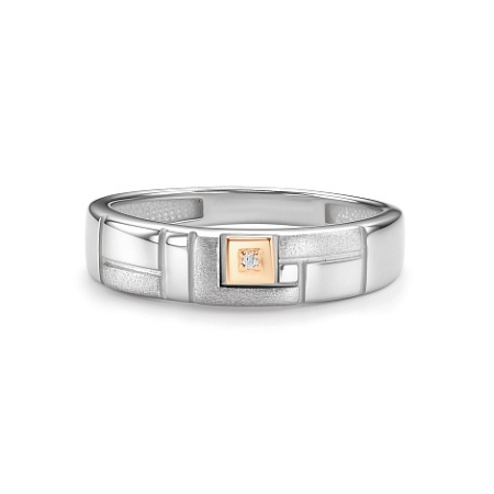 Серебряное кольцо с бриллиантом