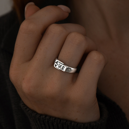 Серебряное кольцо «Love»