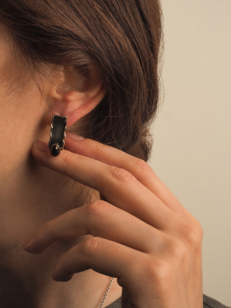 Серьги из серебра с гранатом