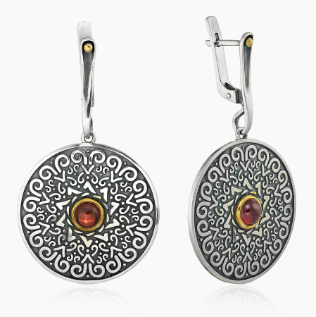 Серьги из серебра с камнем гранат