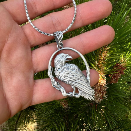 Серебряная подвеска «Ворон»