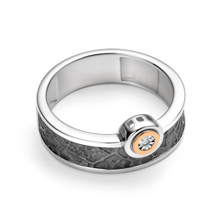 Серебряное кольцо с бриллиантом