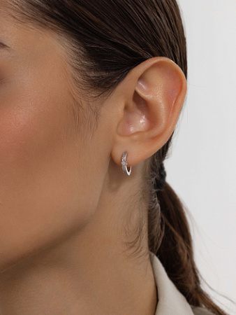 Серьги из серебра с бриллиантом