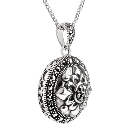Серебряный кулон на цепи с марказитами Swarovski