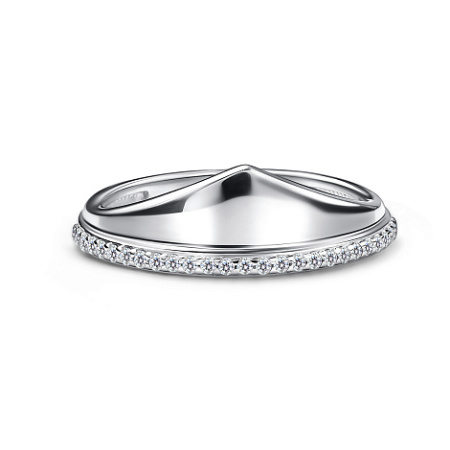 Кольцо из серебра с фианитами «Кокшник»