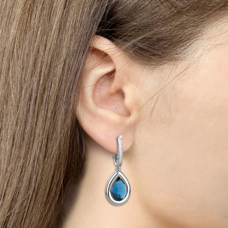 Серебряные серьги с нанотопазом и фианитами