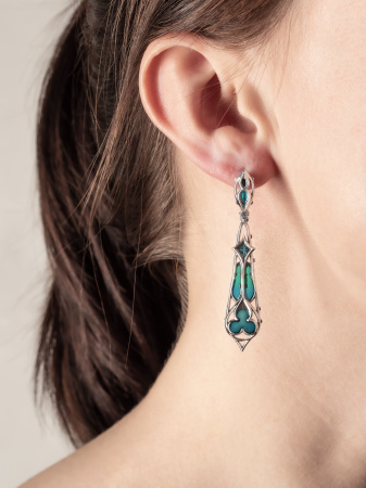 Серьги из серебра с эмалью и топазами