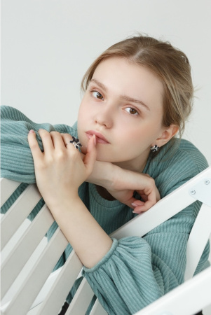 Серьги из серебра с натуральным сапфиром