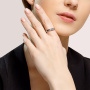Кольцо из серебра с фианитами SOKOLOV
