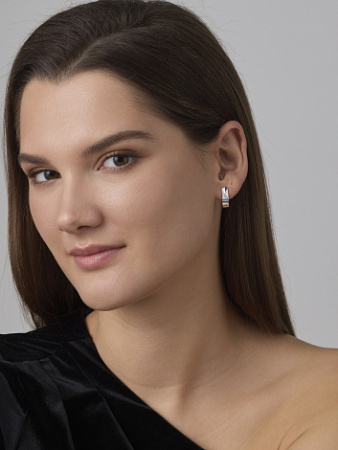 Серьги из серебра с фианитом