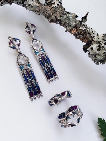 Серебряные серьги с витражной эмалью