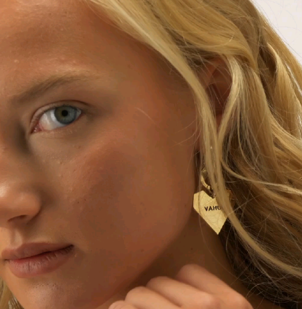 Моносерьга RUSHEV VAHUE сердце с позолотой