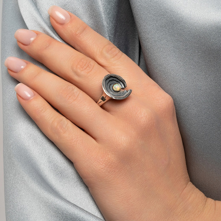 Кольцо из серебра с опалом