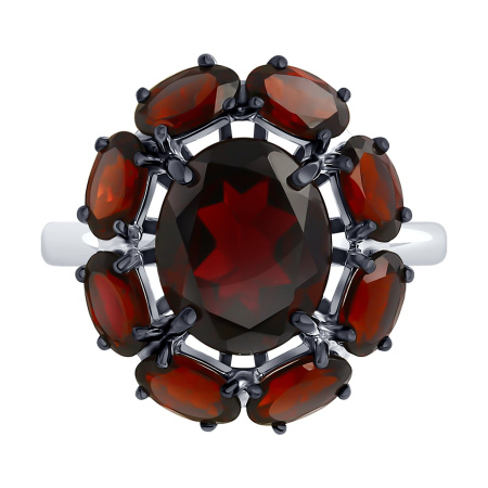 Кольцо из серебра с гранатом